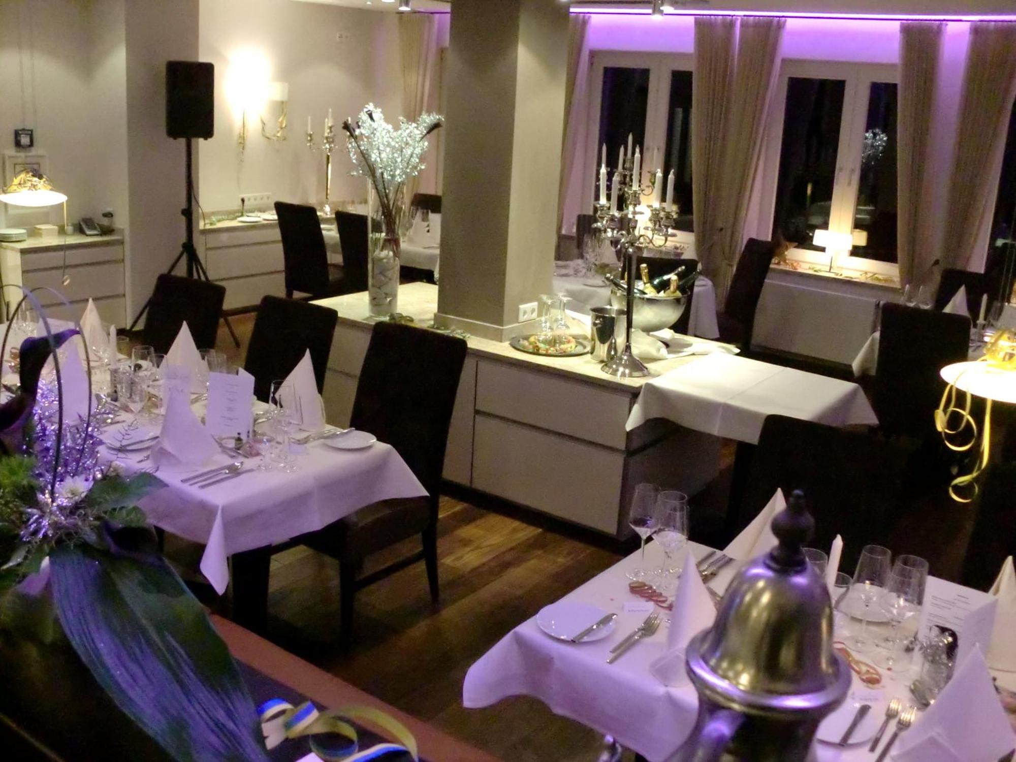 Zu Den Drei Linden Hotel Wermelskirchen Eksteriør billede